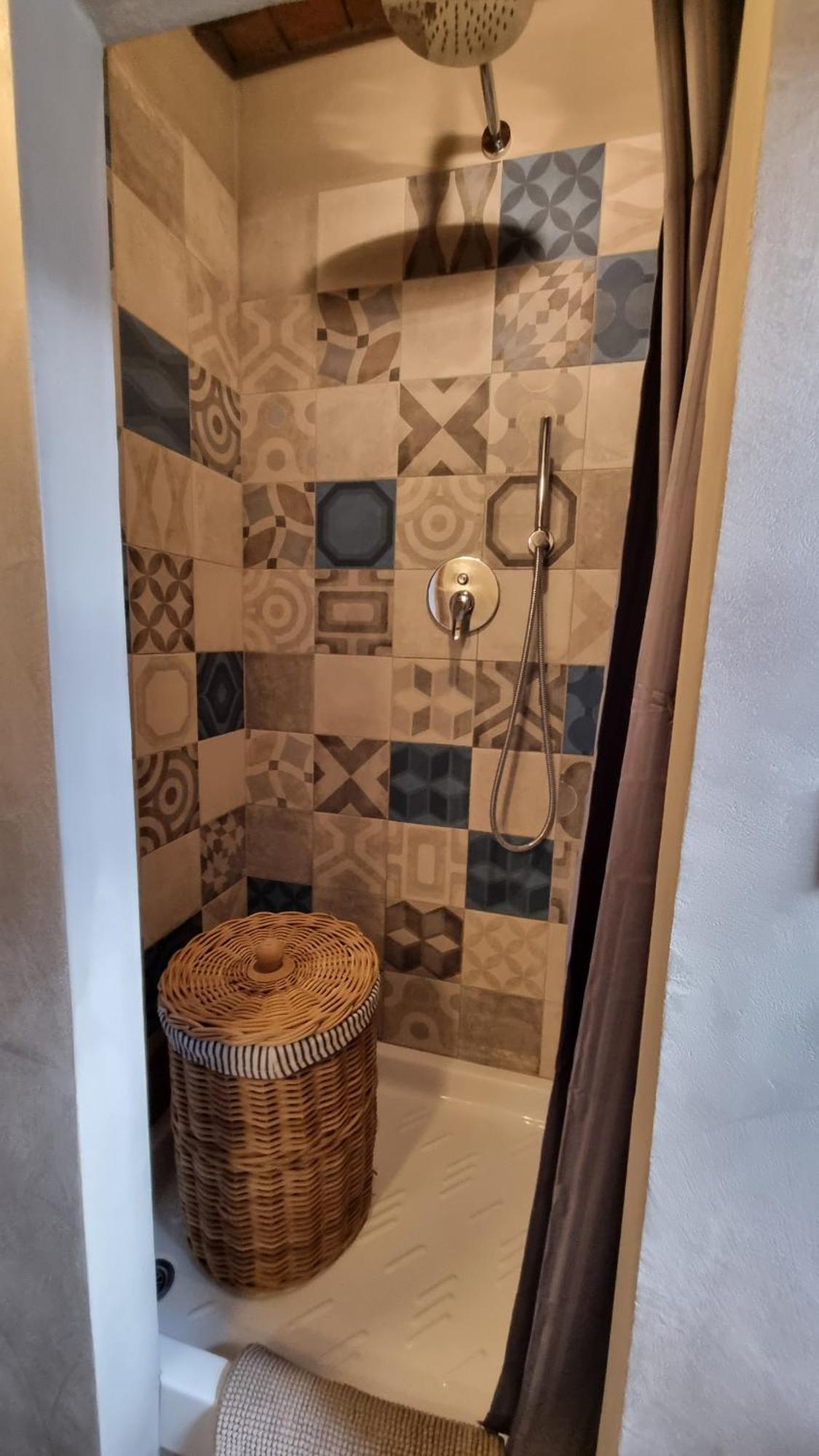 Il Piccino 29, Esperienza Romantica In Borgo.... Montescudaio Eksteriør bilde